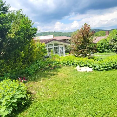 D&B Staycation Ferienpark Niedenstein Exterior photo